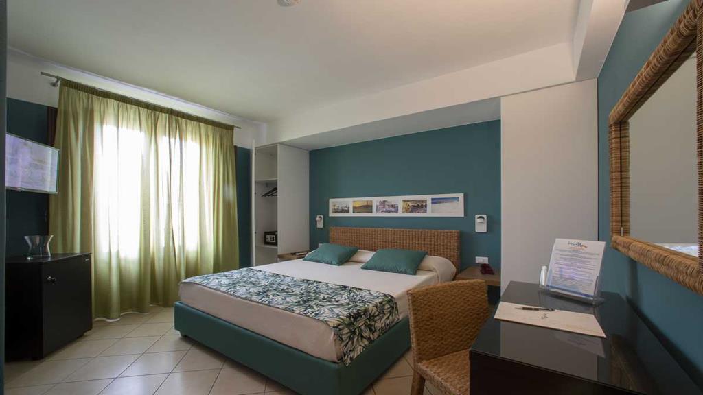 Insula Hotel Favignana Exteriör bild
